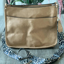 Load image into Gallery viewer, Large Crossbody Purse
