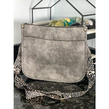 Load image into Gallery viewer, Large Crossbody Purse
